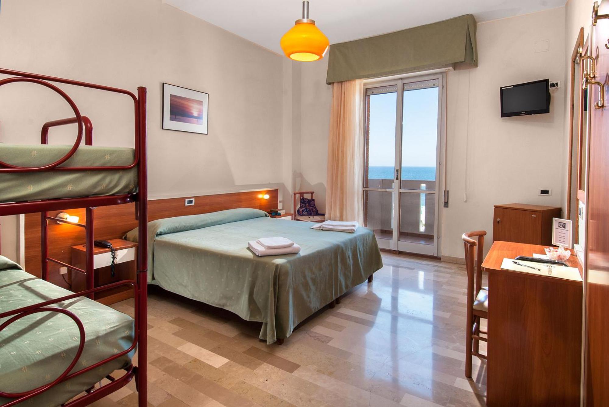 Hotel Continental Fano Kamer foto